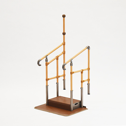 あがりかまち用たててすり　ステップ台付　両手すり