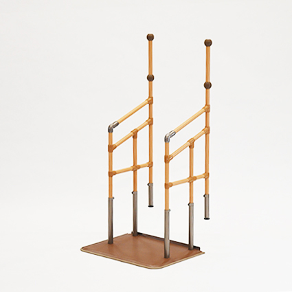 あがりかまち用たててすり　両手すり